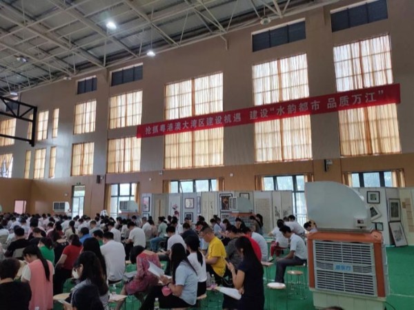 降温通风设备蒸发式冷风王 移动式环保空调的作用